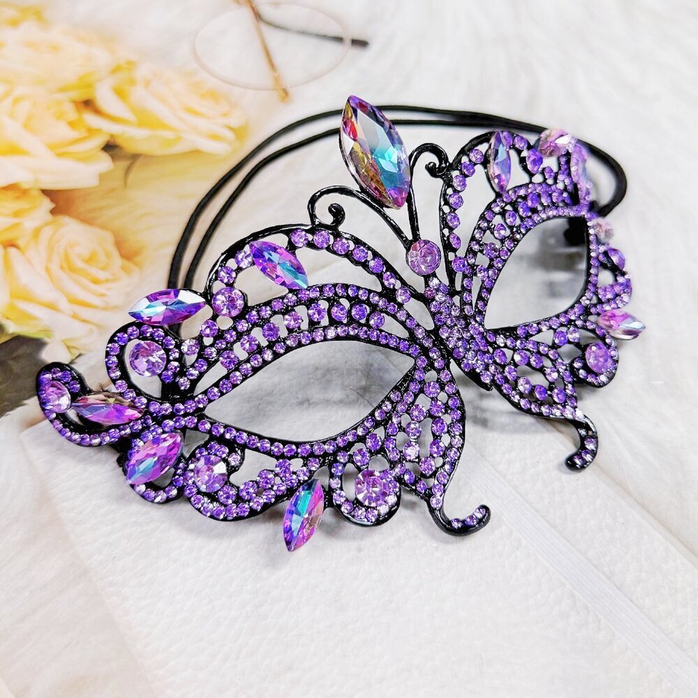Purple Crystal Masquerade Mask - Elegant Women's Accessory - Picture 2 of 9